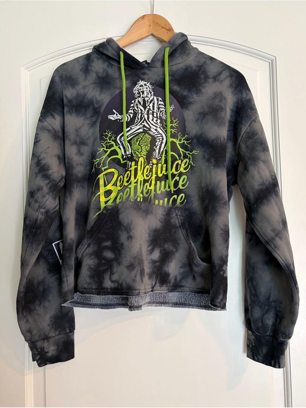 Beetlejuice Graphic Tie-Dye Hoodie Sweatshirt - Black & Neon Green M